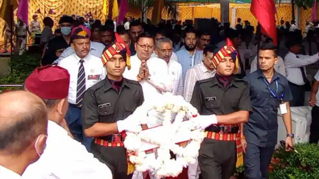 कारगिल विजय दिवस के मौके पर सीएम धामी ने कारगिल शहीदों को दी श्रधांजलि