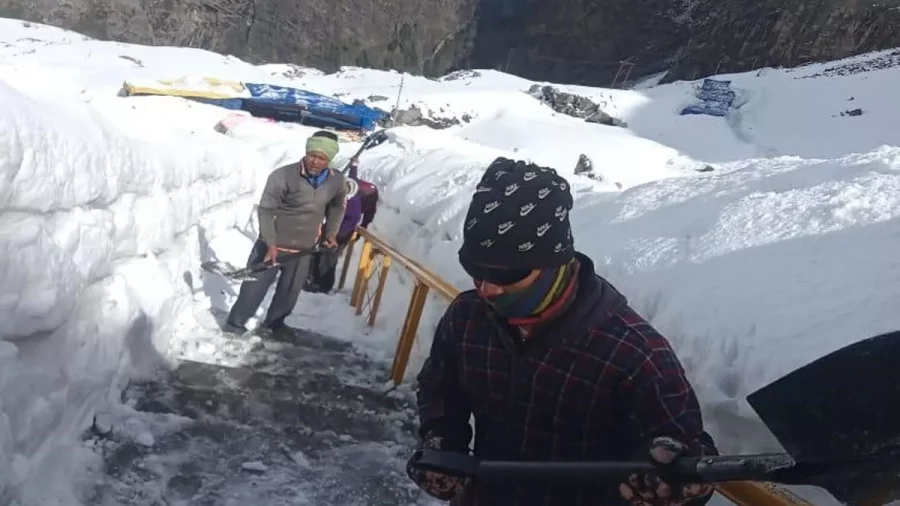 दो दिन बाद फिर शुरू हुई हेमकुंड साहिब यात्रा