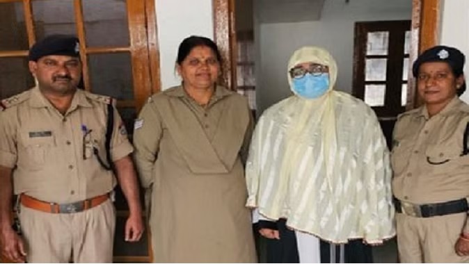 बनभूलपुरा कांडः पुलिस के हत्थे चढ़ी फरार चल रही साफिया मलिक