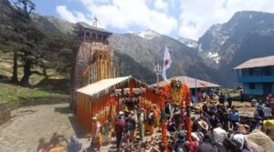 पंचकेदार में द्वितीय मद्महेश्वर मंदिर के कपाट शीतकाल के लिए हुए बंद