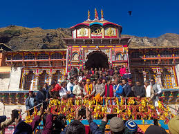 श्री बदरीनाथ धाम के कपाट शीतकाल के लिए बंद होने की धार्मिक प्रक्रिया जारी