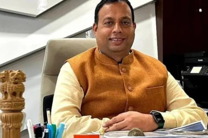 हेमन्त द्विवेदी बने बिकेटीसी के अध्यक्ष, ऋषि प्रसाद सती व विजय कपरवाण उपाध्यक्ष पद पर नियुक्त