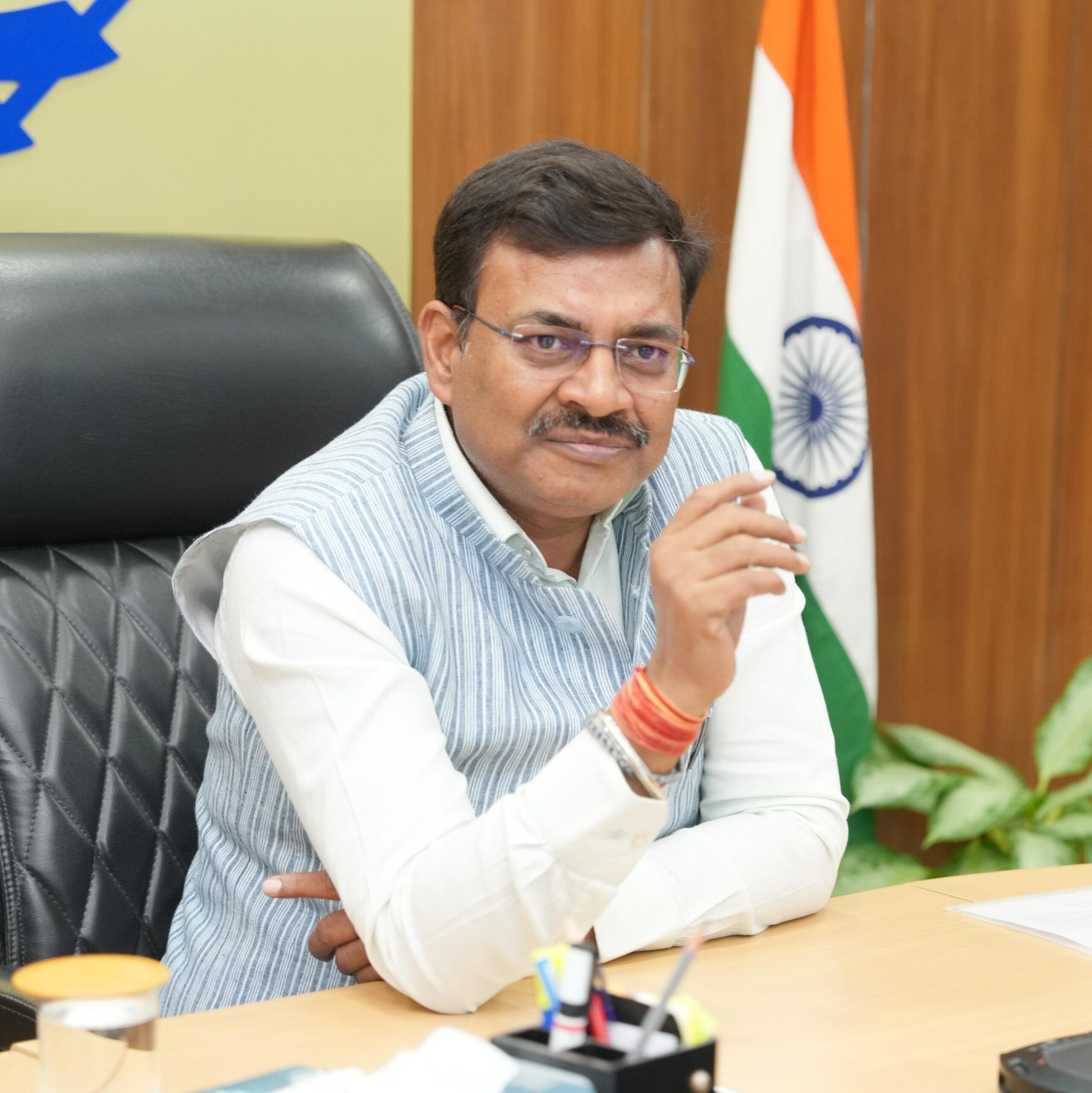 अनिवार्य रूप से बायोमैट्रिक उपस्थिति सुनिश्चित करें अधिकारी: मुख्य सचिव
