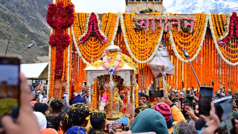 भगवान केदारनाथ की पंचमुखी उत्सव डोली पहुंची श्री केदारनाथ धाम