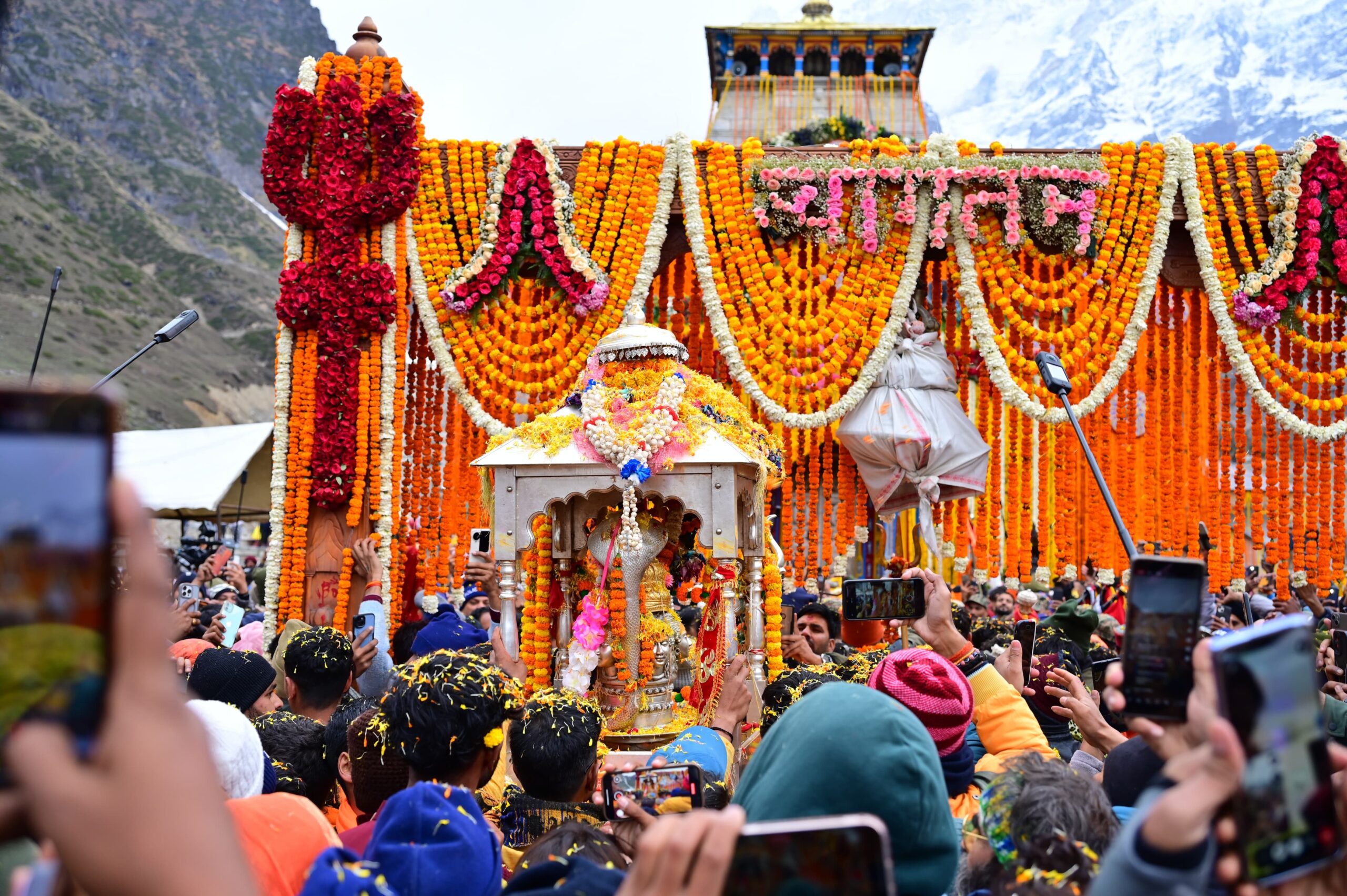 भगवान केदारनाथ की पंचमुखी उत्सव डोली पहुंची श्री केदारनाथ धाम