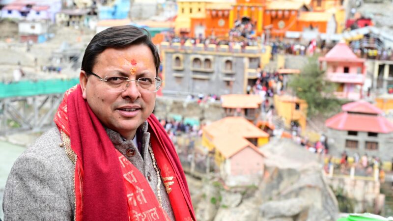 चारधाम यात्रा प्रबंधन में व्यक्तिगत तौर पर जुटे सीएम धामी