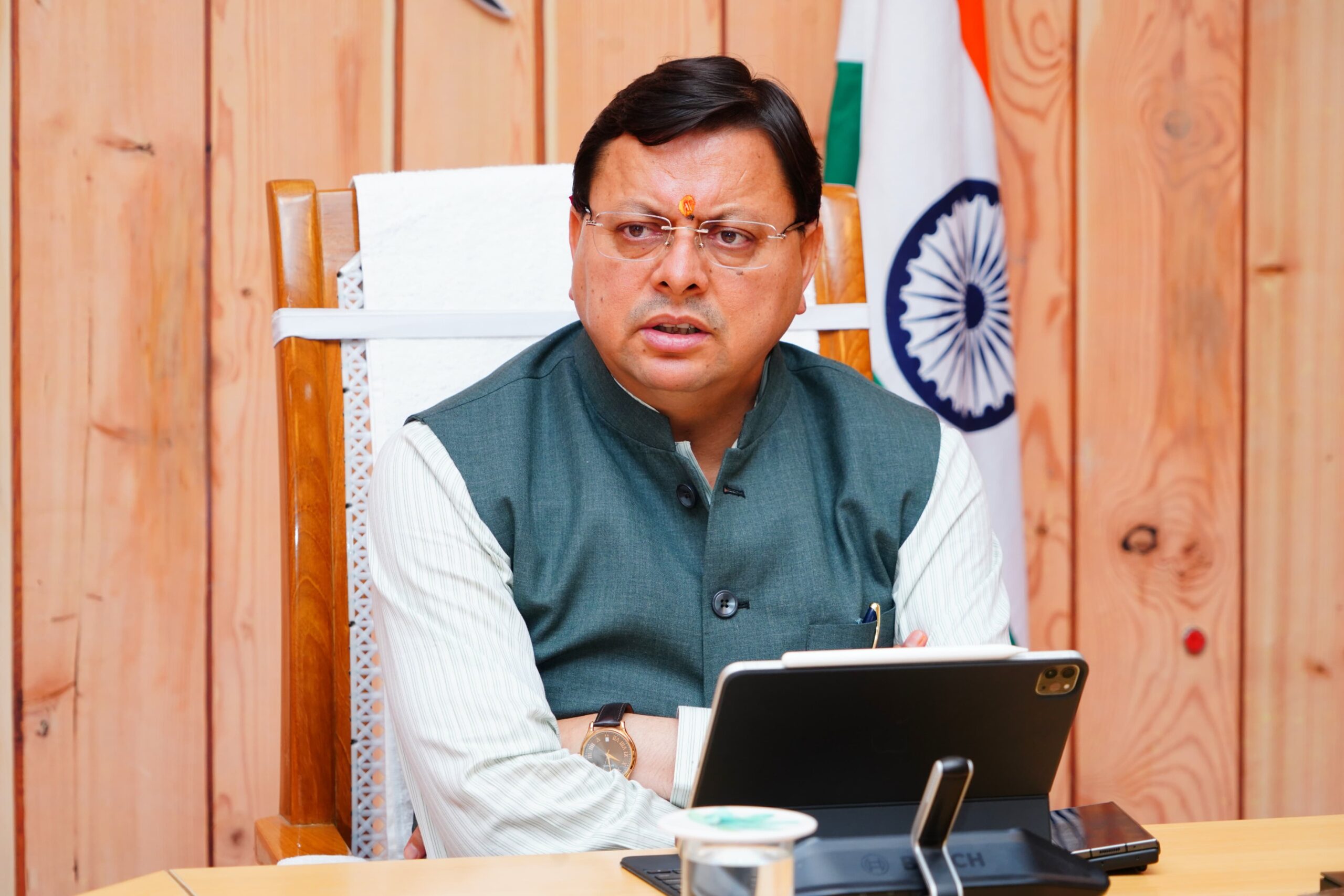 केंद्रीय गृह मंत्री के साथ आयोजित वर्चुअल बैठक के बाद सीएम धामी ने ली उच्चस्तरीय बैठक