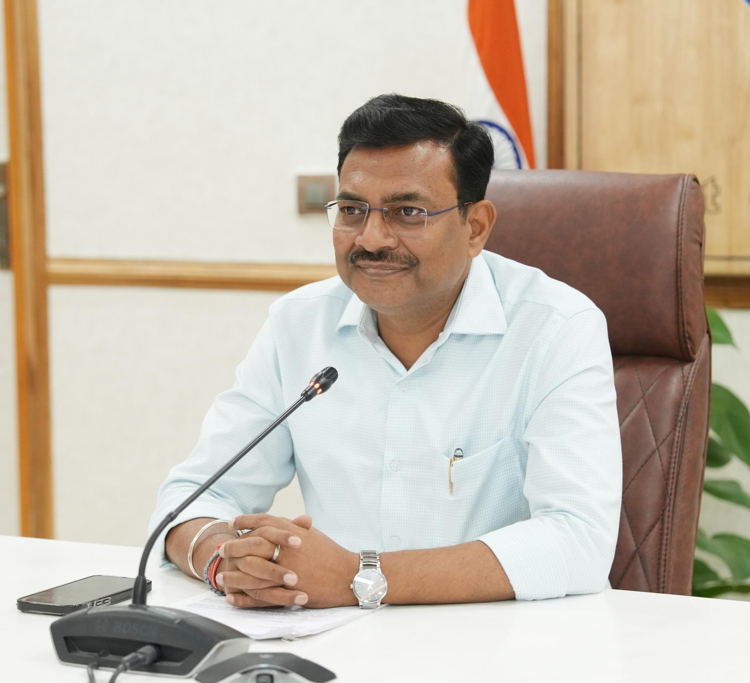 मुख्य सचिव ने दिए सचिवों को अपने विभागों में ई-ऑफिस लागू किए जाने के निर्देश