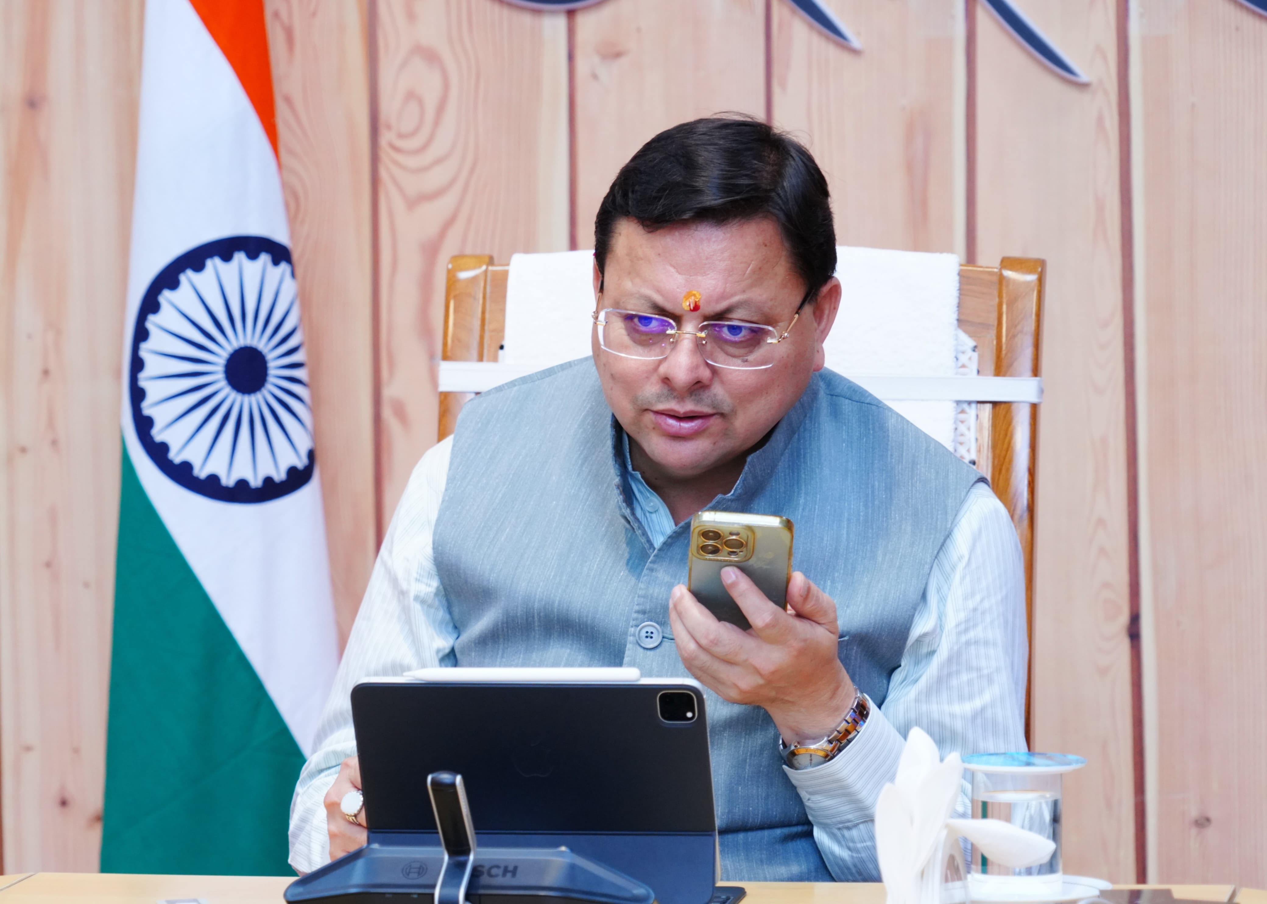 सीएम हेल्पलाइन की सक्रियता जांचने को लेकर सीएम ने शिकायतकर्ताओं से की बात