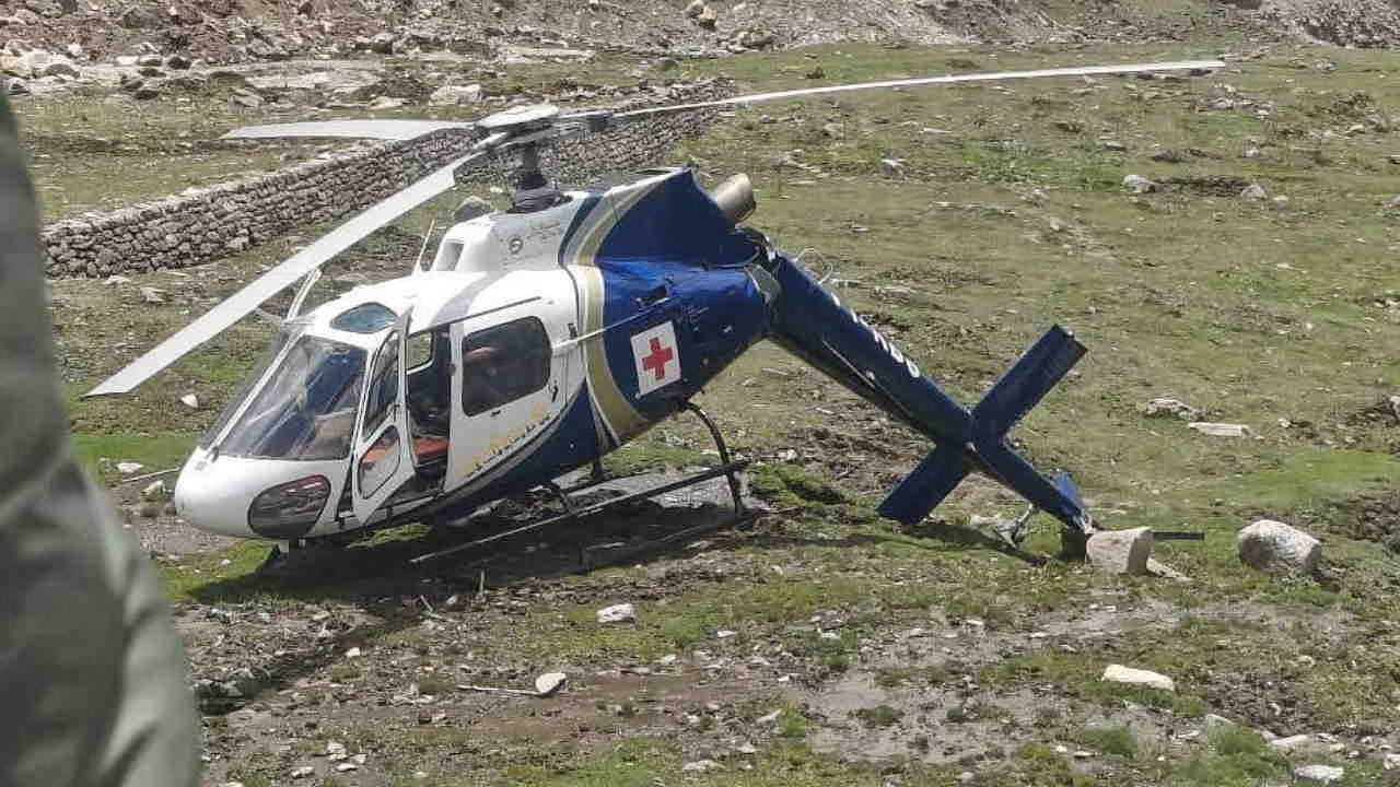केदारनाथ में हेलीएम्बुलेंस दुर्घटनाग्रस्त, पईलेट समेत दो डॉक्टर थे सवार, सभी सुरक्षित