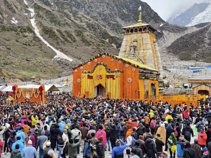 एक महीने में केदारनाथ धाम यात्रा में लगभग 200 करोड़ का कारोबार