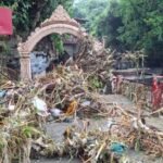 टपकेश्वर मंदिर में घुसा मलबा, महंतों ने भागकर बचाई जान