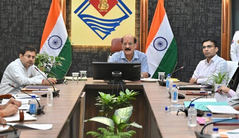 कैबिनेट मंत्री/जिले के प्रभारी मंत्री सुबोध उनियाल ने की आपदा राहत एवं पुनर्वास कार्यों की समीक्षा