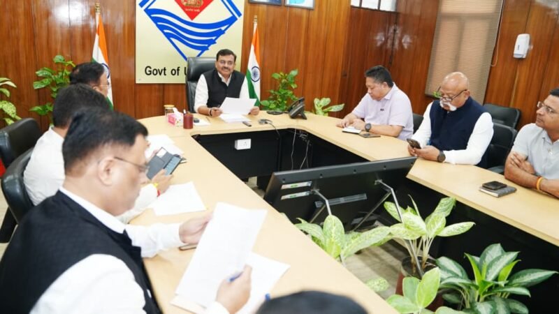 मुख्य सचिव ने रजत जयंती कार्यक्रमों की रूपरेखा को लेकर की अधिकारियों के साथ बैठक