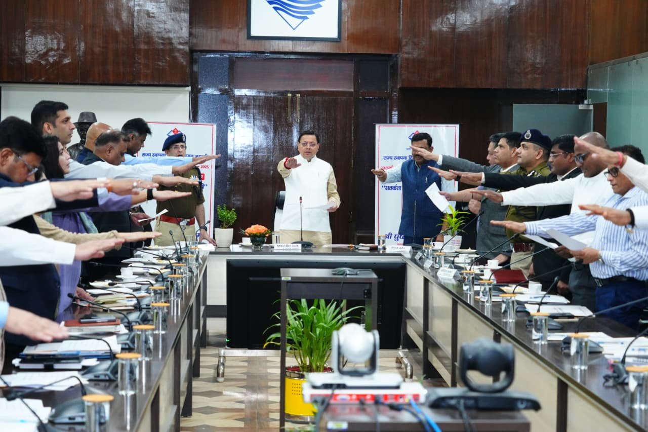 मुख्यमंत्री ने किया ‘‘सतर्कता-हमारी साझा जिम्मेदारी’’ थीम पर आधारित जन जागरूकता कार्यक्रम का शुभारंभ