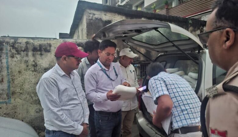 सीएम पुष्कर सिंह धामी के निर्देश पर प्रदेशभर में मिलावटखोरों के खिलाफ अभियान तेज, ऋषिकेश व भगवानपुर में पकड़े गये नकली उत्पाद