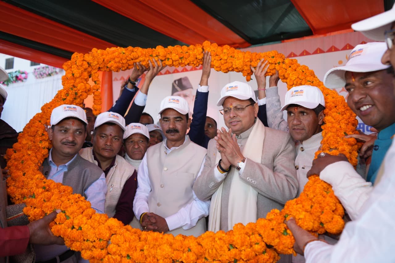 मुख्यमंत्री ने अल्मोड़ा में किया सांसद खेल महोत्सव का शुभारंभ