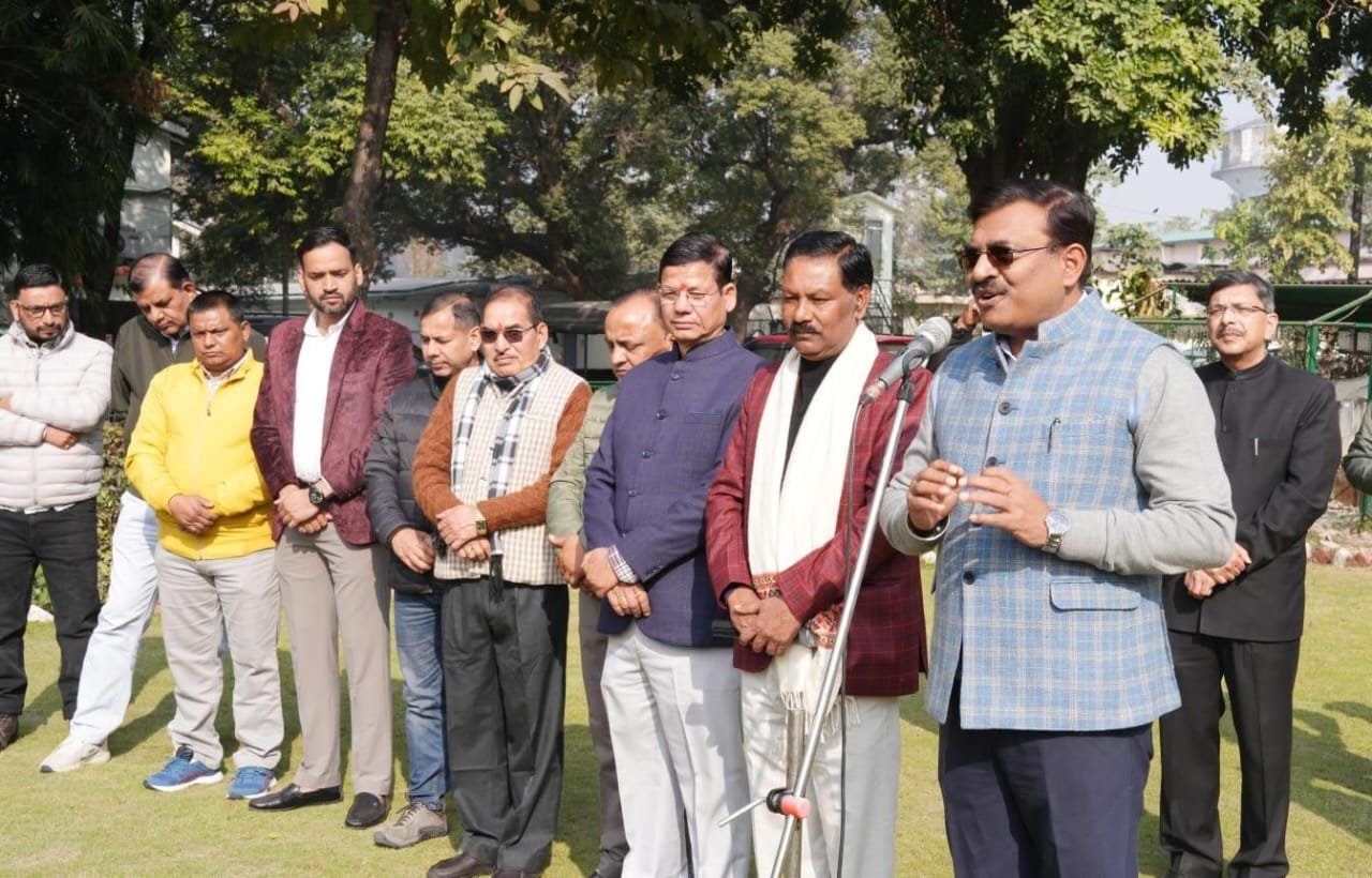 मुख्य सचिव आनन्द बर्द्धन ने दी प्रदेशवासियों को नववर्ष की शुभकामनाएं