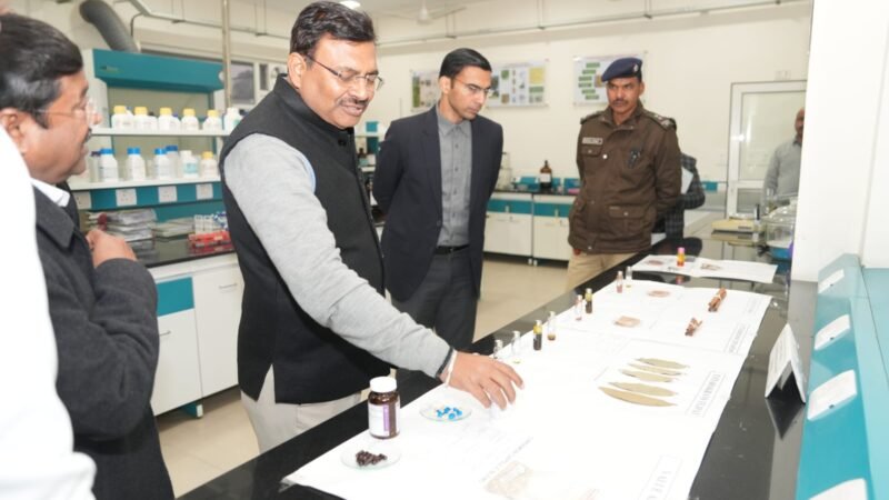 एक माह में पूर्ण किया जाए  सेंटर ऑफ एक्सीलेंस का उपयोग