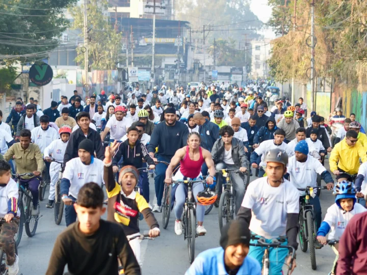 परेड ग्राउंड में दिखा ‘टू फिट टू क्विट’ का जज्बा, फिटनेस बनी कम्युनिटी सेलिब्रेशन