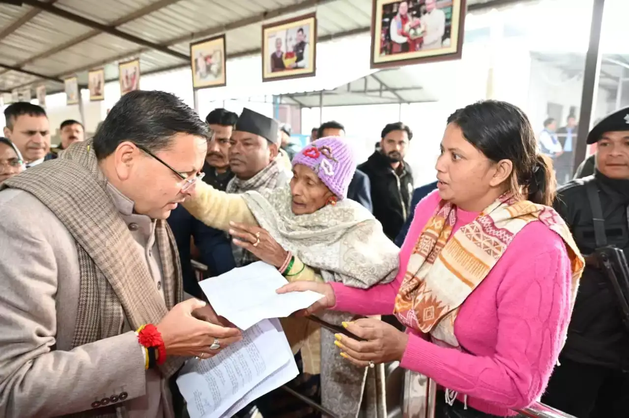 प्रशासनिक मुस्तैदी: दो जिलों के कलेक्टर्स और एसएसपी के साथ सीएम का खटीमा दौरा