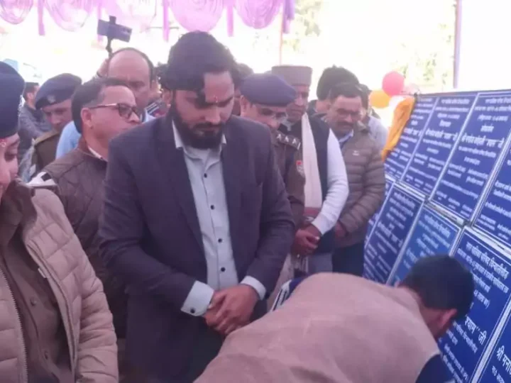 सपी कमलेश उपाध्याय ने सीसीटीवी कैमरों के लिए नगरपालिका टीम का जताया आभार