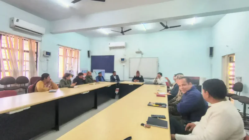 समितियों को मिला समयबद्ध कार्य का निर्देश, सीडीएस के स्वागत के लिए सज रहा है गढ़वाल विश्वविद्यालय