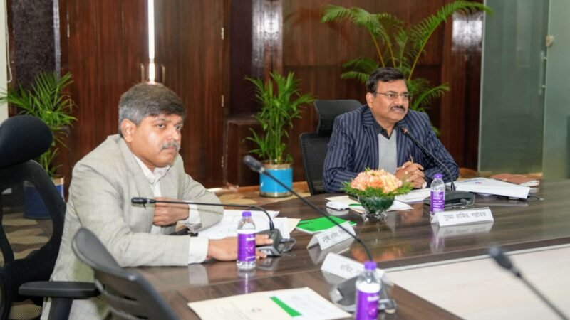 पंचायत स्तर, खण्ड स्तर और जनपदों के विजन डॉक्यूमेंट की दिशा में शीघ्र किया जाए कार्य 