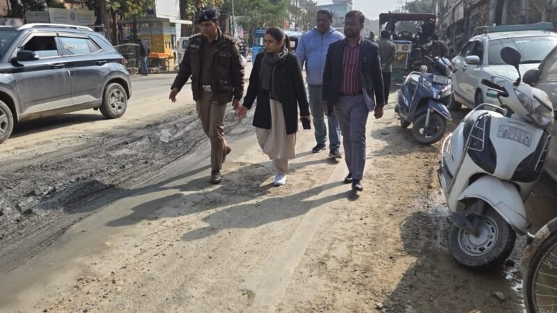 जिला प्रशासन ने पिटकुल को किया बैन XEN, ठेकेदार  पर संगीन धाराओं में मुकदमा  दर्ज