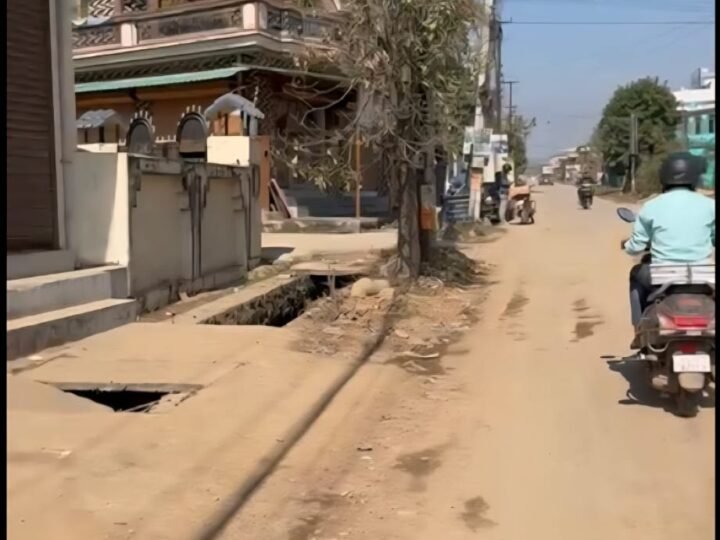 एक्शन में जिला प्रशासन: क्यूआरटी (QRT) ने लिया शिकायतों का संज्ञान, निर्माण और सफाई कार्यों की होगी सख्त निगरानी