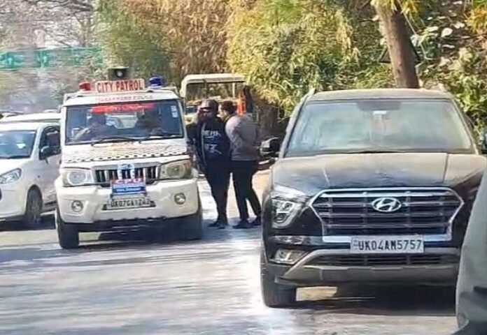 संदिग्ध परिस्थितियों में मिला बैंकेट हाॅल स्वामी का शव