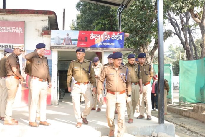 जनपद की पहली परेड में कडे तेवरों में दिखे पुलिस कप्तान
