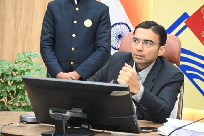 प्रतिबंधित भूमि को फर्जी तरीके से बेचने वालों के खिलाफ मामला दर्ज