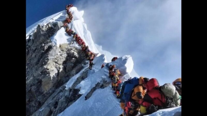 उत्तराखंड में पर्वतारोहण को नई उड़ान, 83 प्रमुख हिमालयी चोटियां पर्वतारोहियों के लिए खुलीं