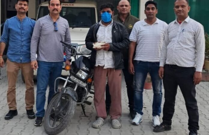 बड़ी कार्यवाहीः 144 हेरोइन के साथ नशा तस्कर गिरफ्तार