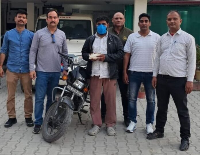 बड़ी कार्यवाहीः 144 हेरोइन के साथ नशा तस्कर गिरफ्तार