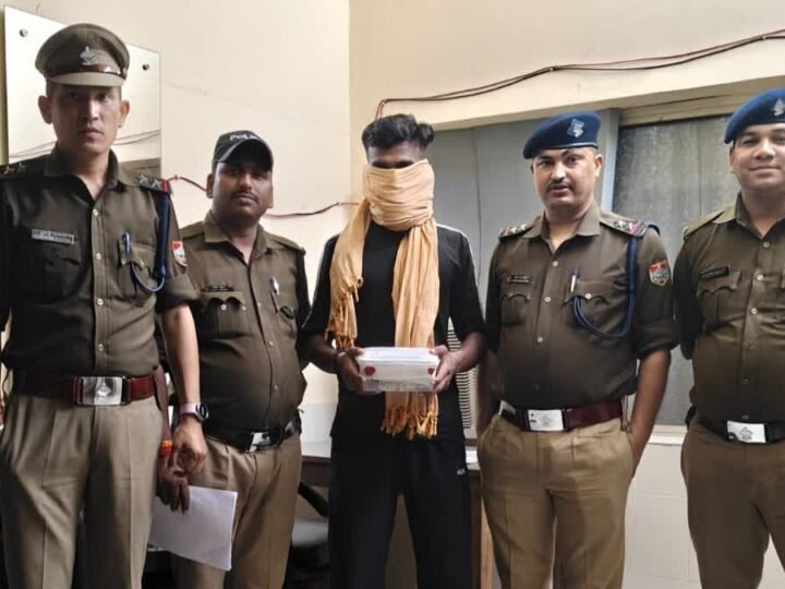 अवैध तमंचा और जिंदा कारतूस के साथ एक गिरफ्तार