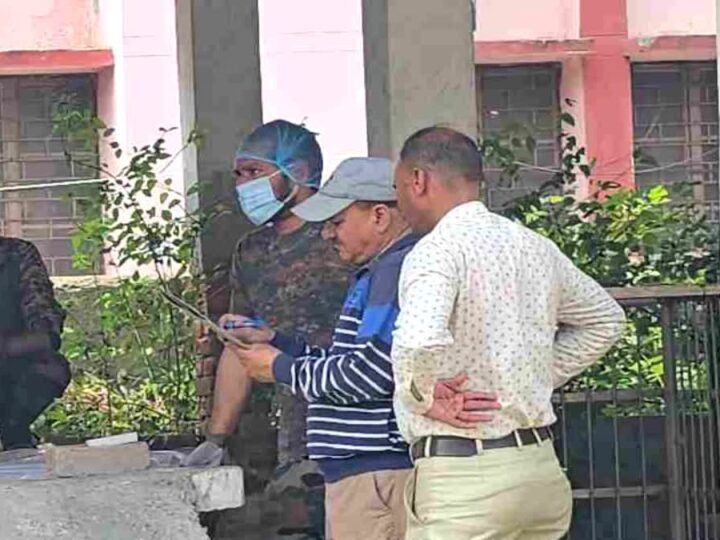 नदी में तैरता मिला हाथी के बच्चे का शव