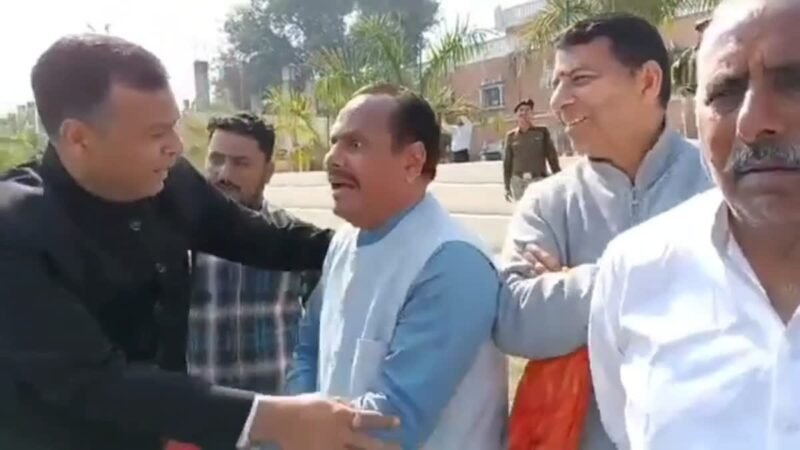 गृहमंत्री के कार्यक्रम की तैयारियों का जायजा लेने पहंुचे सीएम का स्वागत करने से रोकने पर भड़के भाजपा नेता