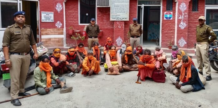 ऑपरेशन कालनेमिः 16 बहरूपिये गिरफ्तार