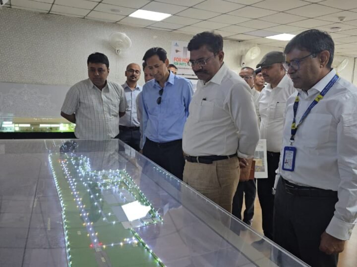 मुख्य सचिव ने किया निर्माणाधीन एम्स सैटेलाइट सेंटर, किच्छा का स्थलीय निरीक्षण