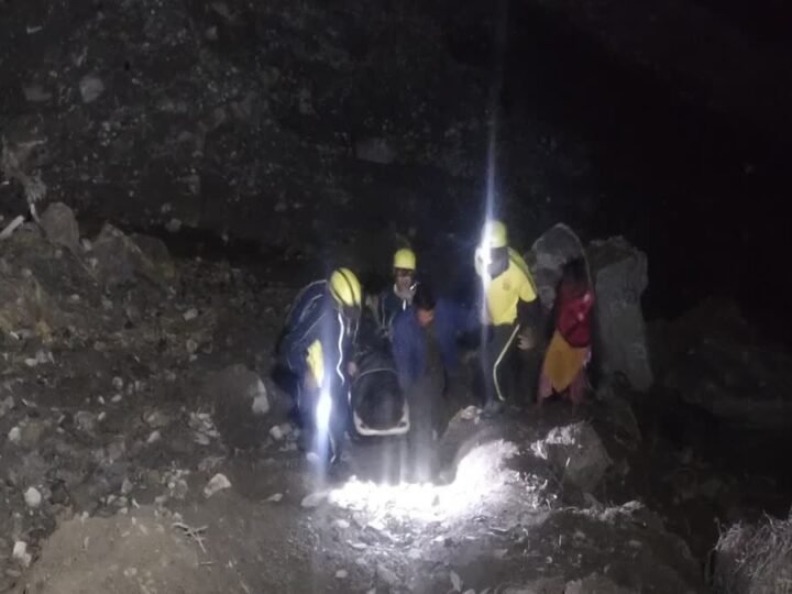 खाई में गिरने से व्यक्ति की मौत