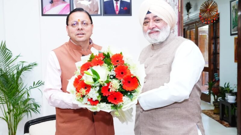 गुरुद्वारा हेमकुंड साहिब प्रबंधन ट्रस्ट के अध्यक्ष ने की सीएम धामी से भेंट, पहले जत्थे के विदाई समारोह में शामिल होने का दिया निमंत्रण
