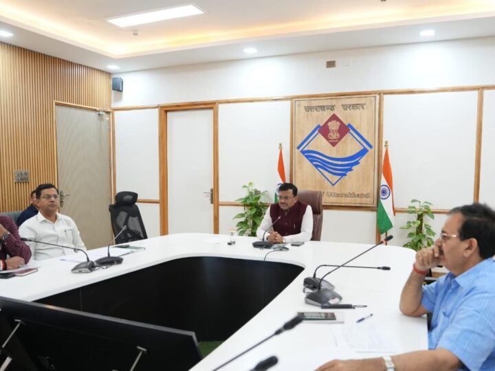 मुख्य सचिव ने की प्रदेश के रोपवे प्रोजेक्ट की समीक्षा