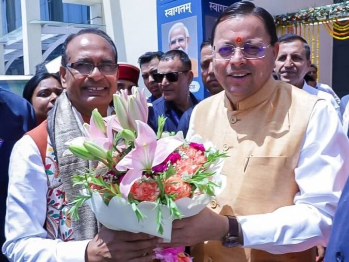 सीएम धामी ने शिवराज सिंह चौहान कि किताब ‘अपनापन–नरेंद्र मोदी संग मेरे अनुभव’ के लोकार्पण कार्यक्रम में  किया प्रतिभाग