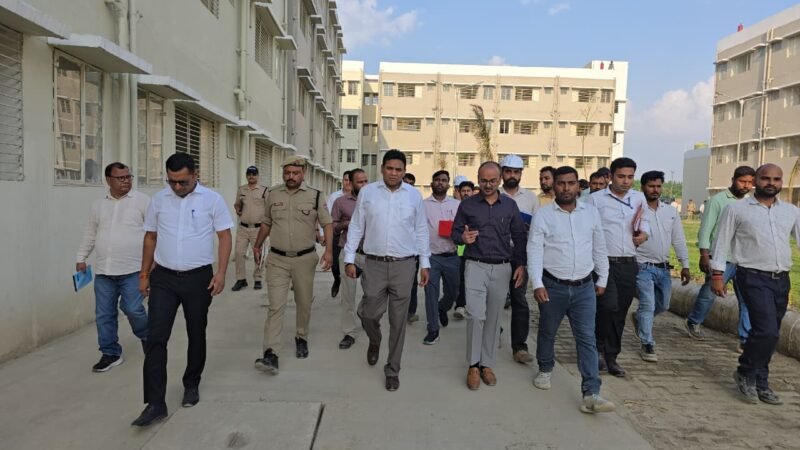 धामी सरकार की बड़ी सौगात, मात्र 3 लाख रुपये में मिलेगा आधुनिक फ्लैट, तैयार हुई उत्तराखंड की सबसे बड़ी EWS आवासीय परियोजनाओं में से एक