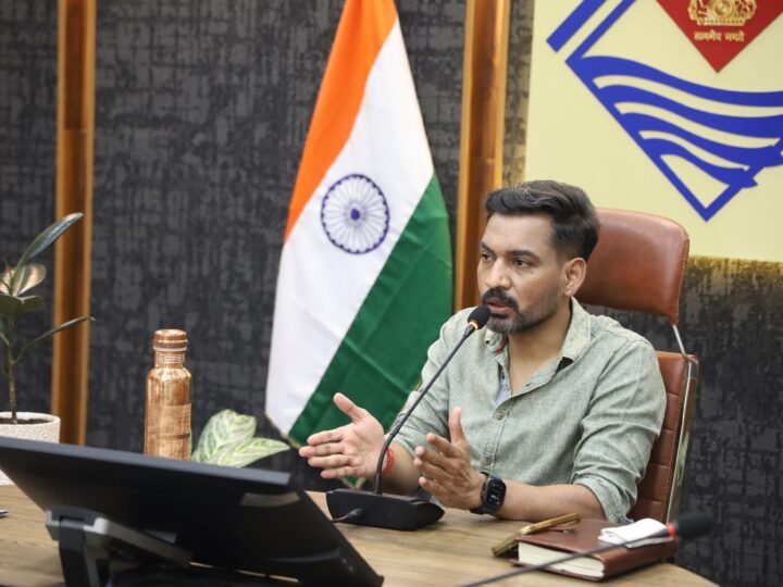 रिस्पना नदी के पुनर्जीवन को मिली नई गति, डीएम ने गठित कराई टास्कफोर्स, 7 दिन में मांगा विस्तृत एक्शन प्लान