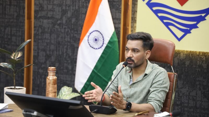 रिस्पना नदी के पुनर्जीवन को मिली नई गति, डीएम ने गठित कराई टास्कफोर्स, 7 दिन में मांगा विस्तृत एक्शन प्लान