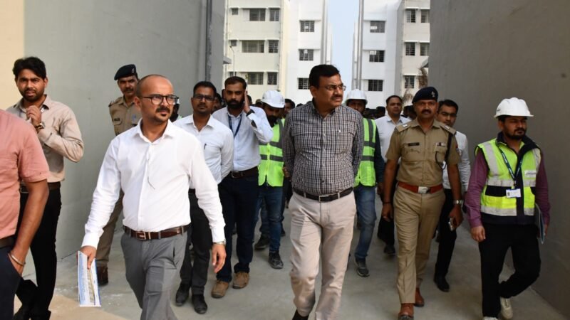 मुख्य सचिवने काशीपुर भ्रमण के दौरान किया निर्माण कार्यों का निरीक्षण