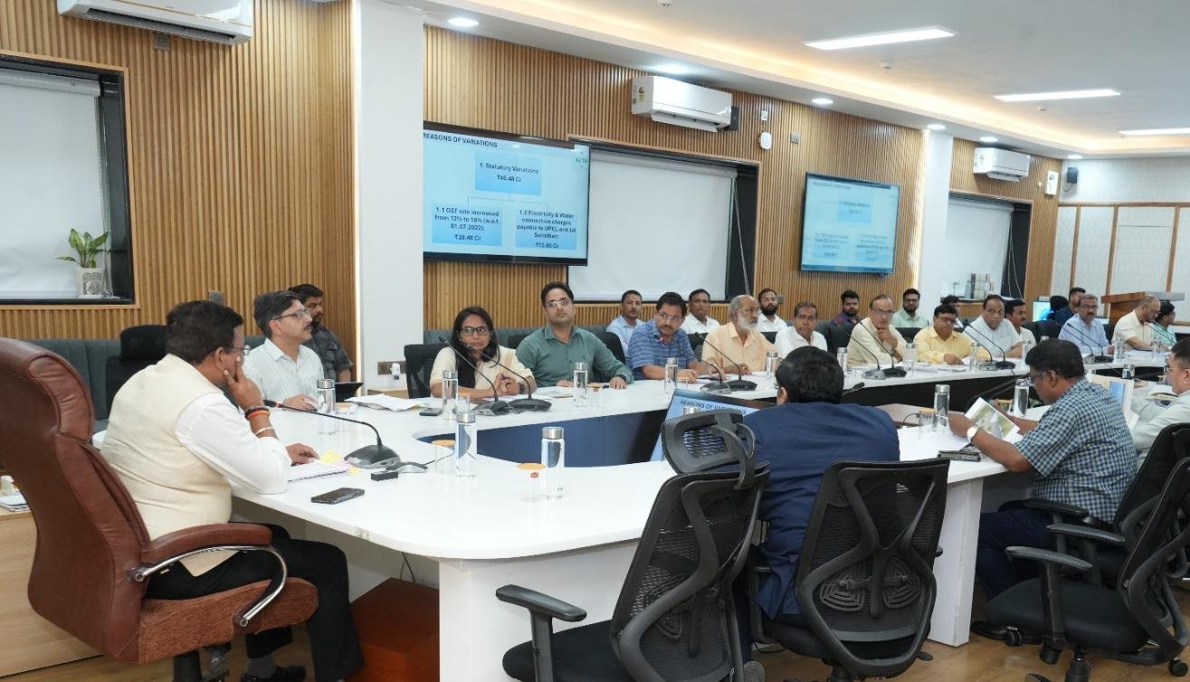 मुख्य सचिव की अध्यक्षता में व्यय वित्त समिति की बैठक संपन्न, विभिन्न विभागों के प्रस्तावों को स्वीकृति